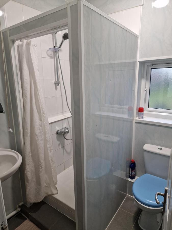 Browning House 3 Bedroom 6 Beds Long Or Short Stay ダービー エクステリア 写真