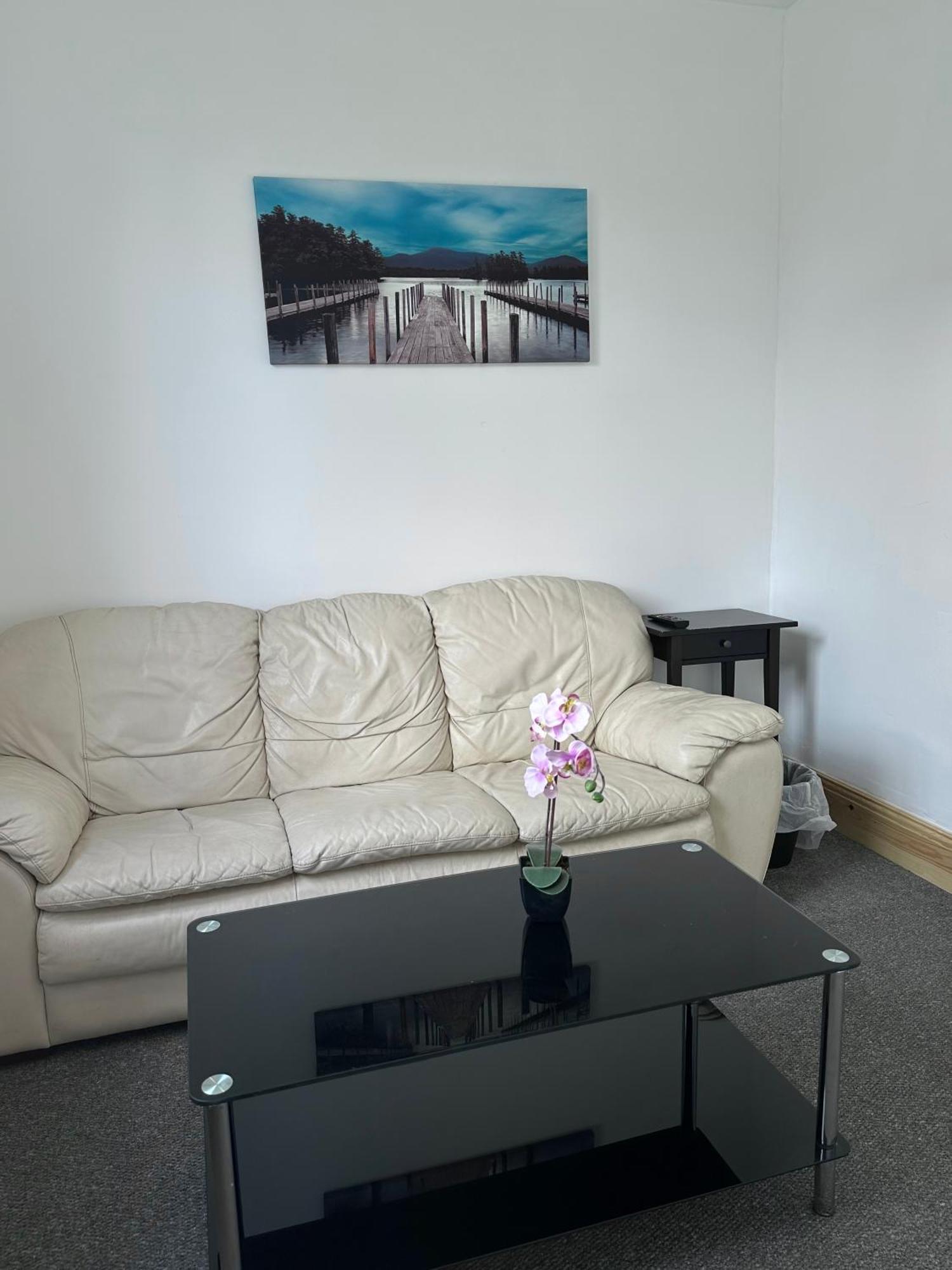 Browning House 3 Bedroom 6 Beds Long Or Short Stay ダービー エクステリア 写真