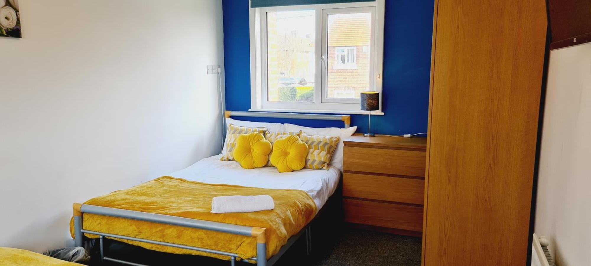 Browning House 3 Bedroom 6 Beds Long Or Short Stay ダービー エクステリア 写真