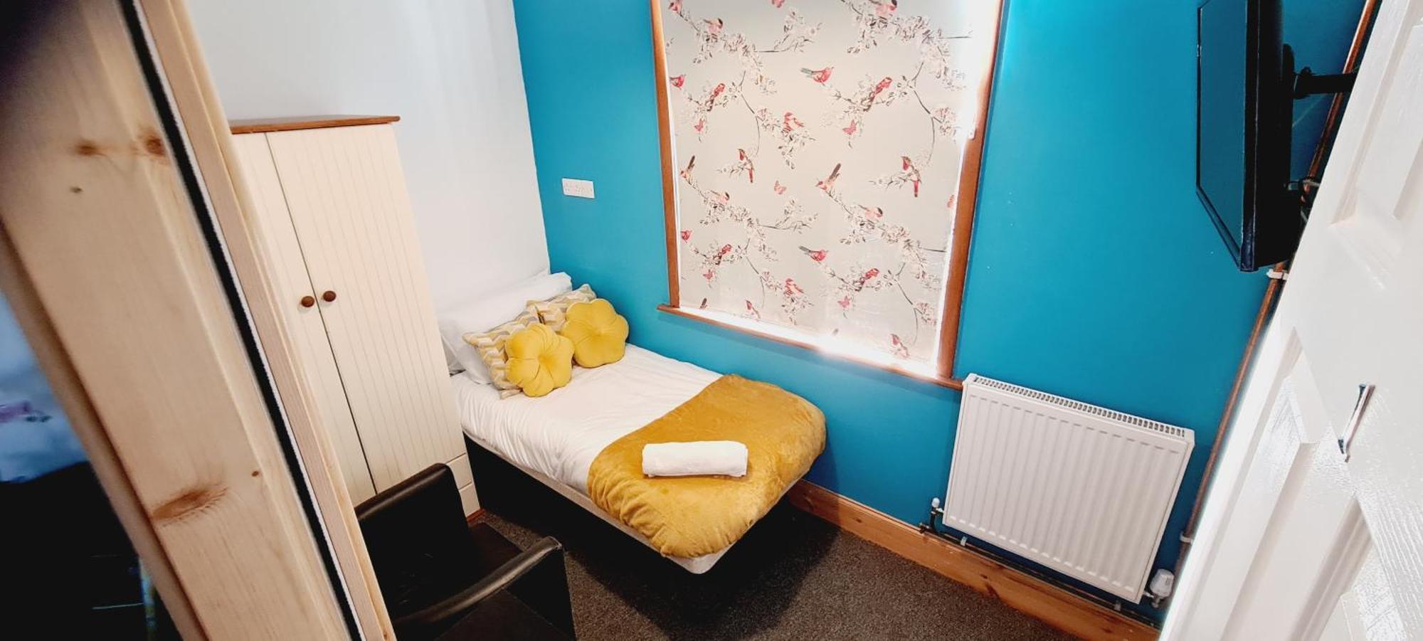 Browning House 3 Bedroom 6 Beds Long Or Short Stay ダービー エクステリア 写真